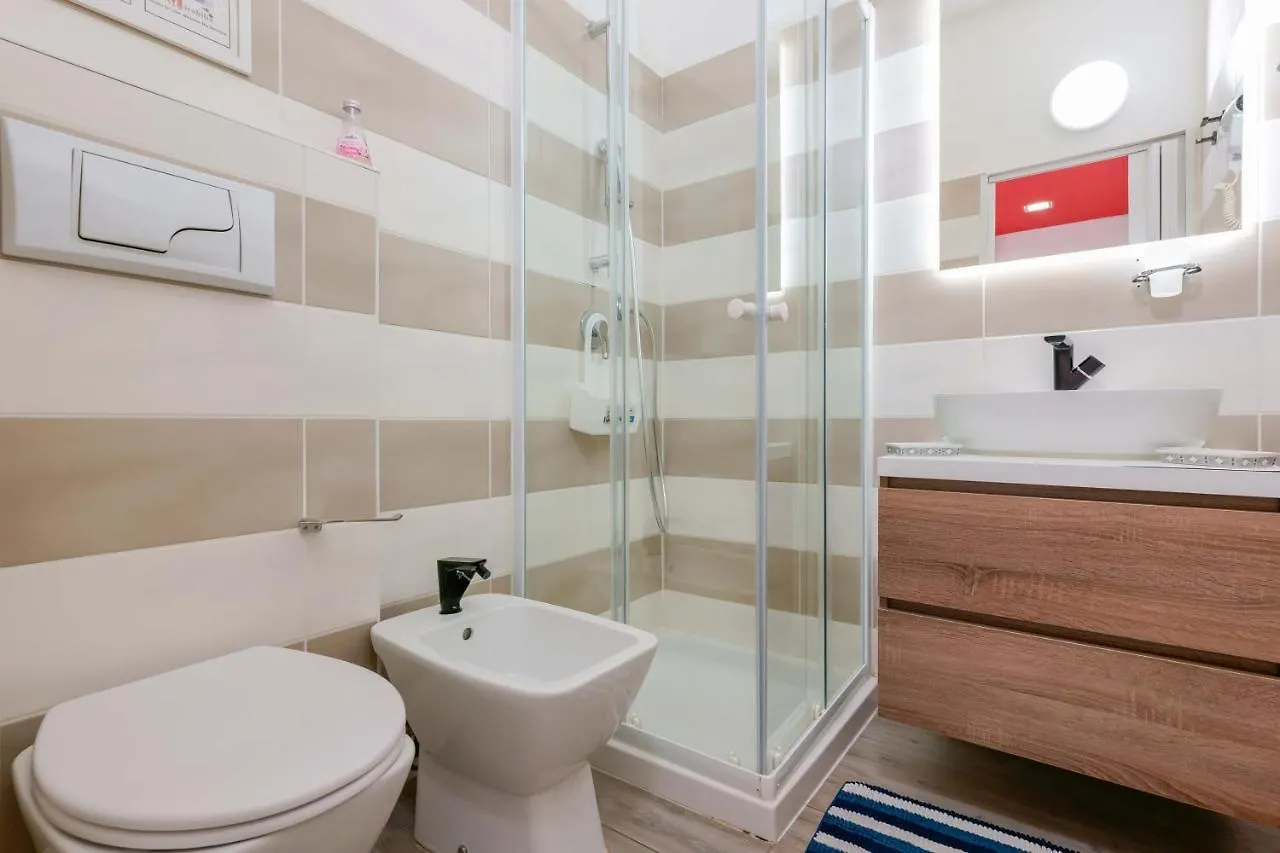 Hotel Mirabilia Golden Bologna 0*,