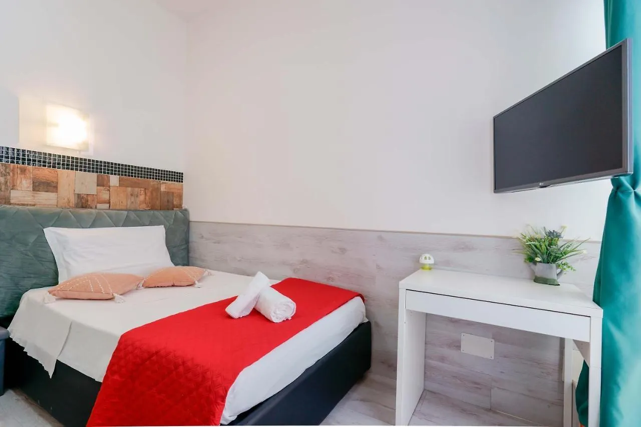 Guest house Mirabilia Golden Hotel Bologna Italy